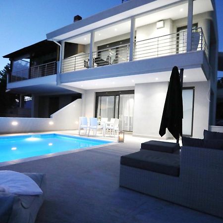 Heaven Horizon Villa Kariani Exterior foto