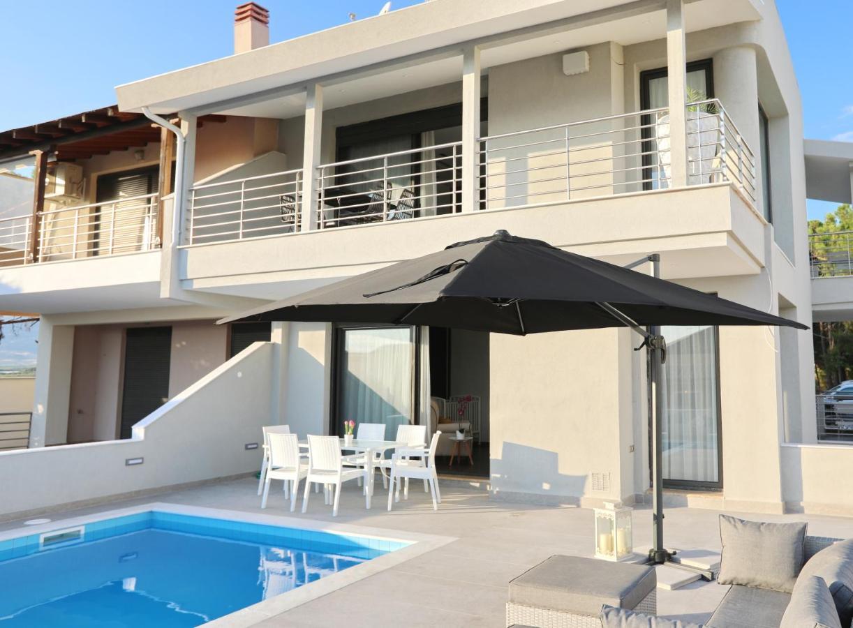 Heaven Horizon Villa Kariani Exterior foto